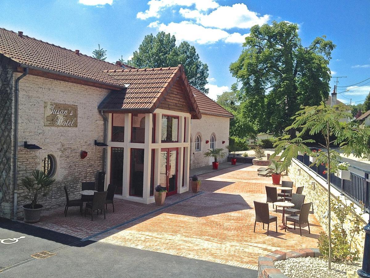 Logis Hostellerie La Chaumiere Arsonval Екстер'єр фото